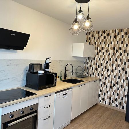 Le Grand Parc 13 - 2 Chambres - Wifi - Parking Chateauroux Exterior photo